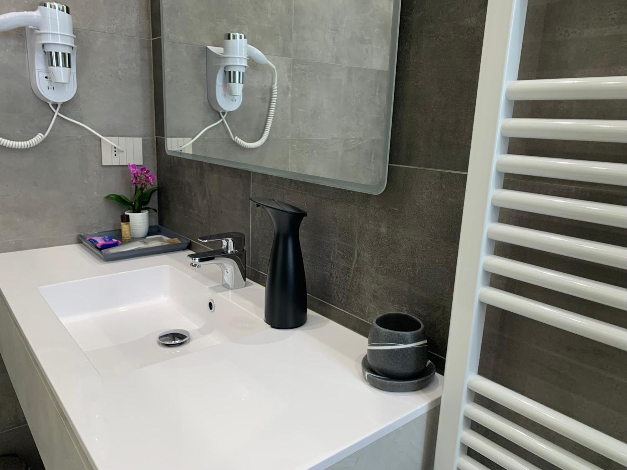 Ripa150 - Smart Apartament Milano - Prada Bocconi Ieo Ied Forum Assago Navigli Duomo15Min Zewnętrze zdjęcie